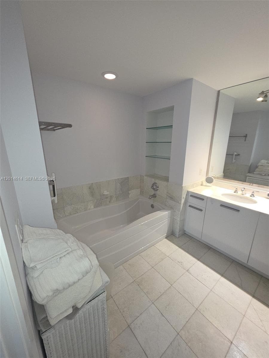 1060 Brickell Ave # 2201, Miami FL 33131 — 9