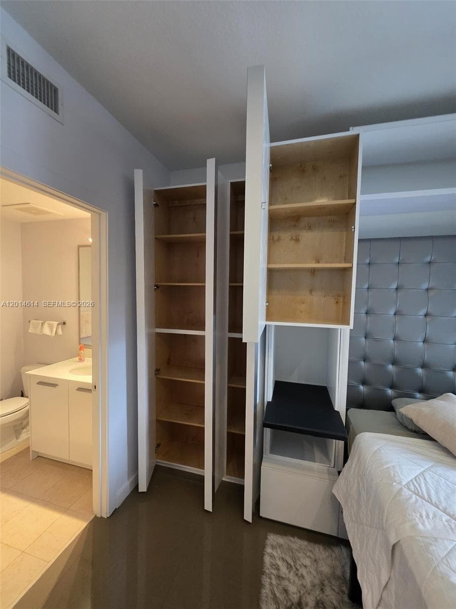 1060 Brickell Ave # 2201, Miami FL 33131 — 18