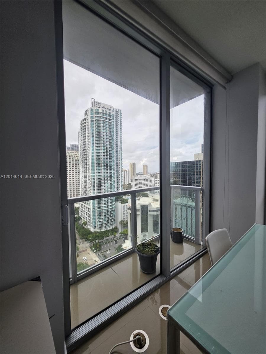 1060 Brickell Ave # 2201, Miami FL 33131 — 11