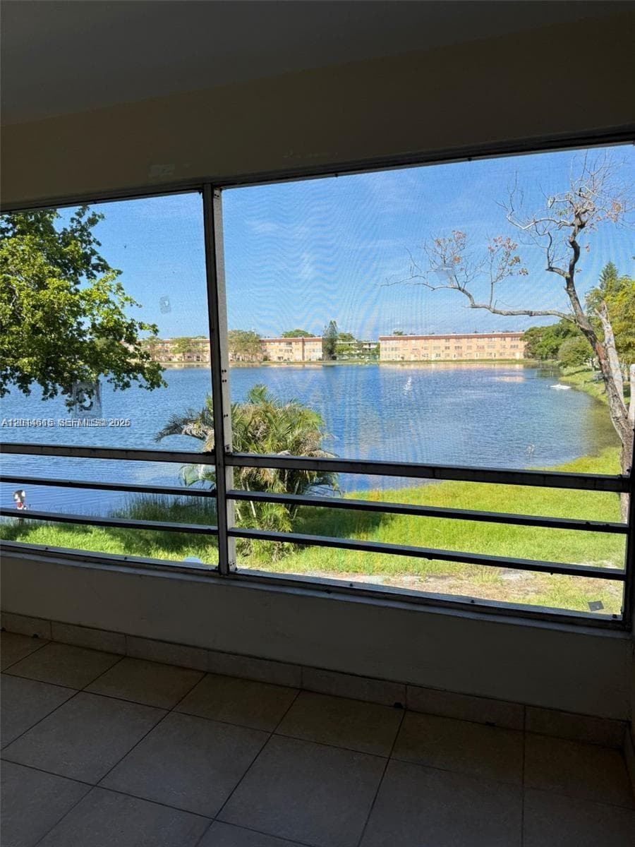 18707 NE 2nd Ave # 918, Miami FL 33179 — 8