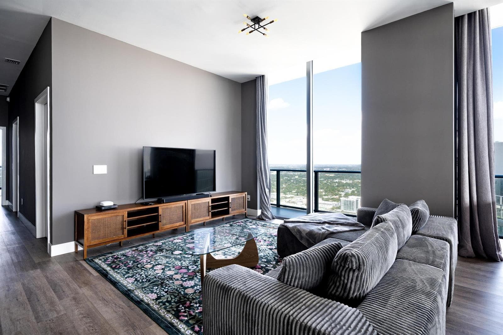 480 NE 31st Street, Miami FL 33137 — 7