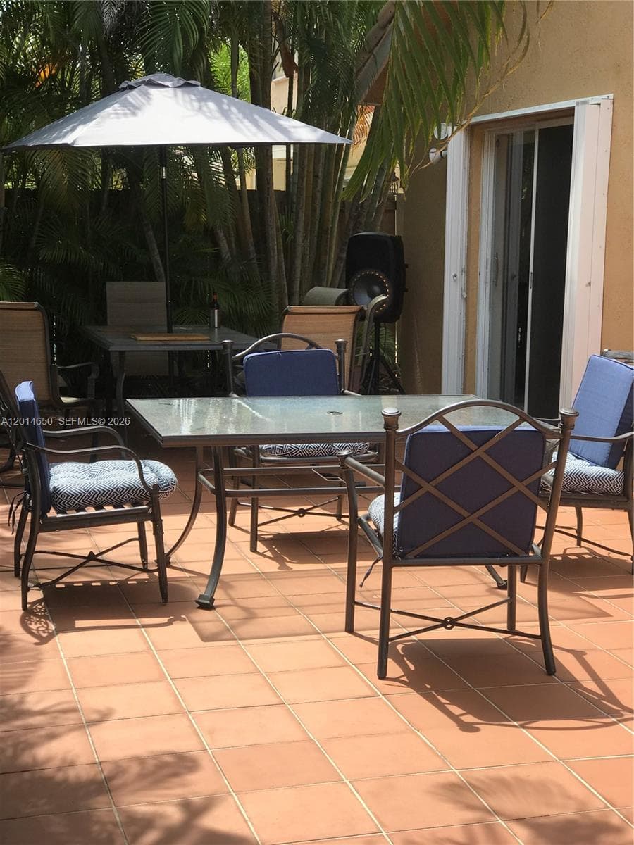16654 SW 103rd Ln, Miami FL 33196 — 20