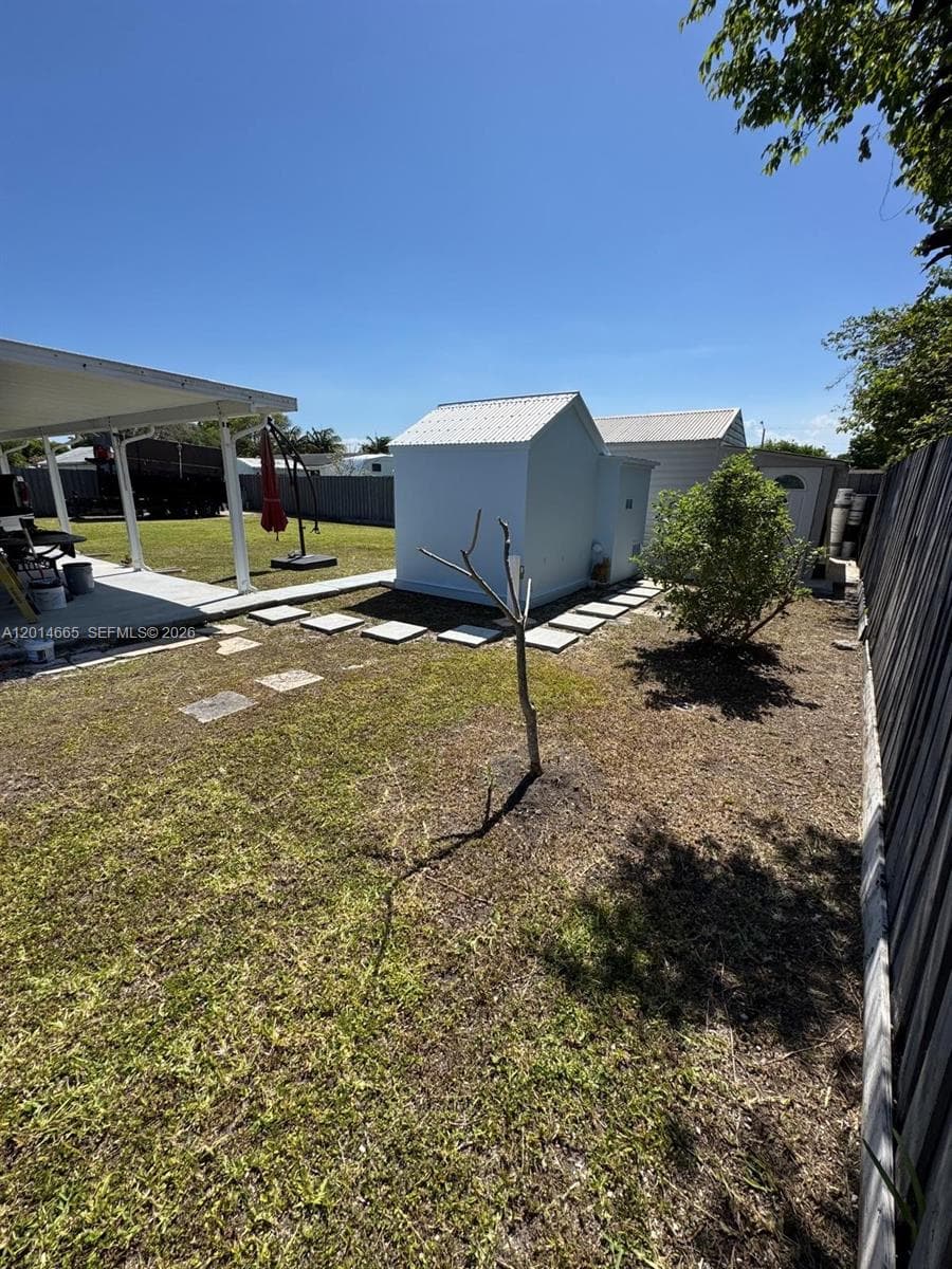 19500 SW 115th Ave, Miami FL 33157 — 73