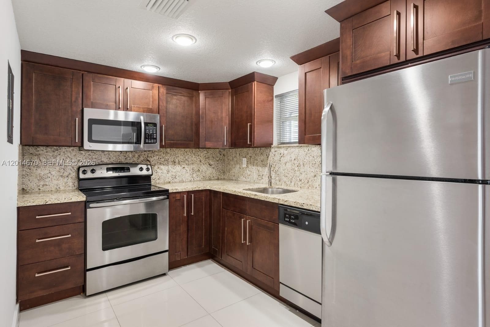 411 SW 37th Ave # 3B, Miami FL 33135 — 5