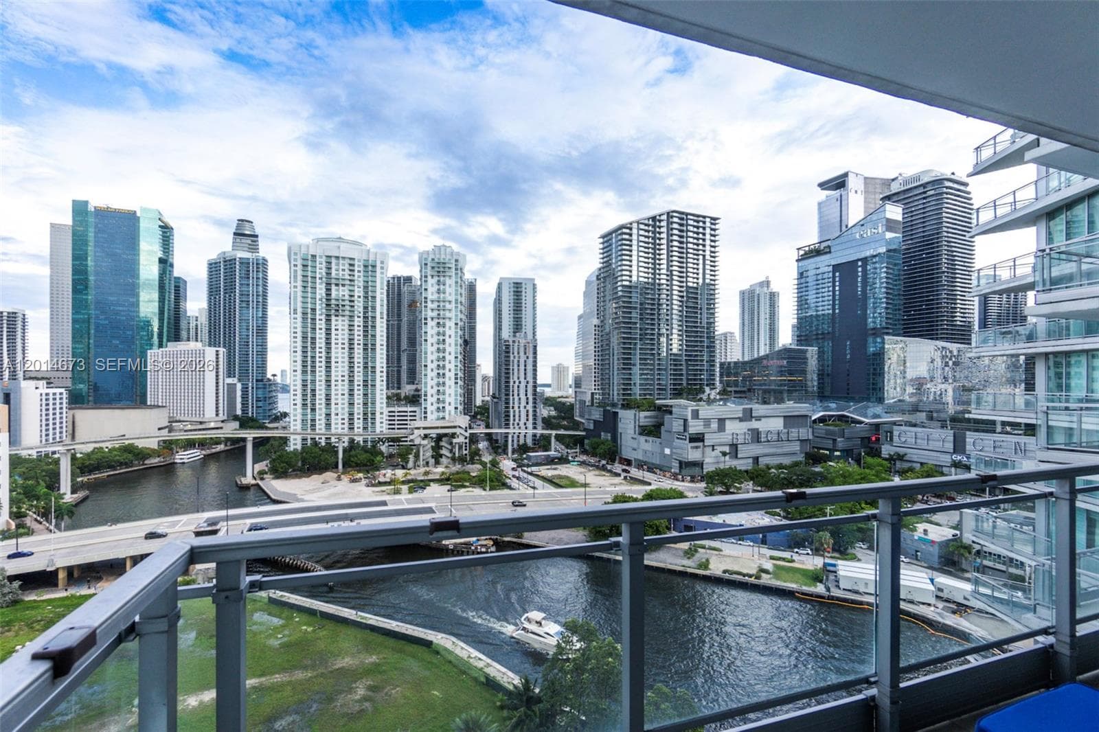 92 SW 3rd St # 1812, Miami FL 33130 — 1