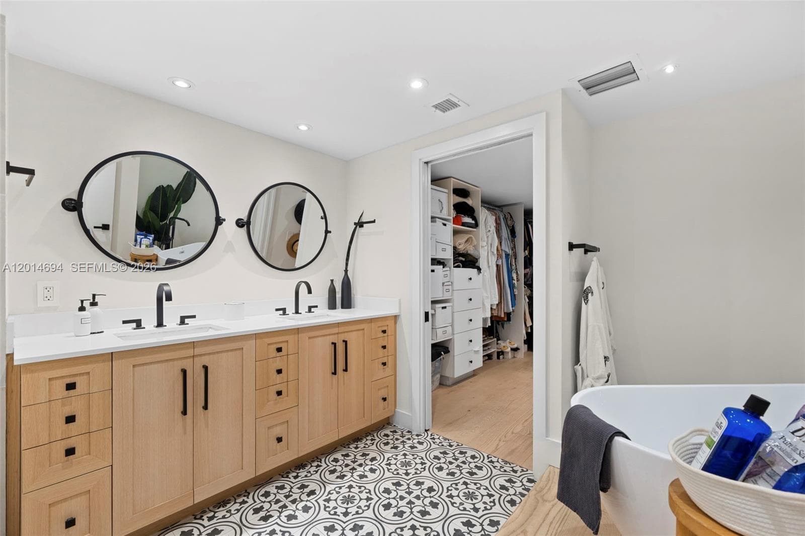 141 Crandon Blvd # 237, Key Biscayne FL 33149 — 16