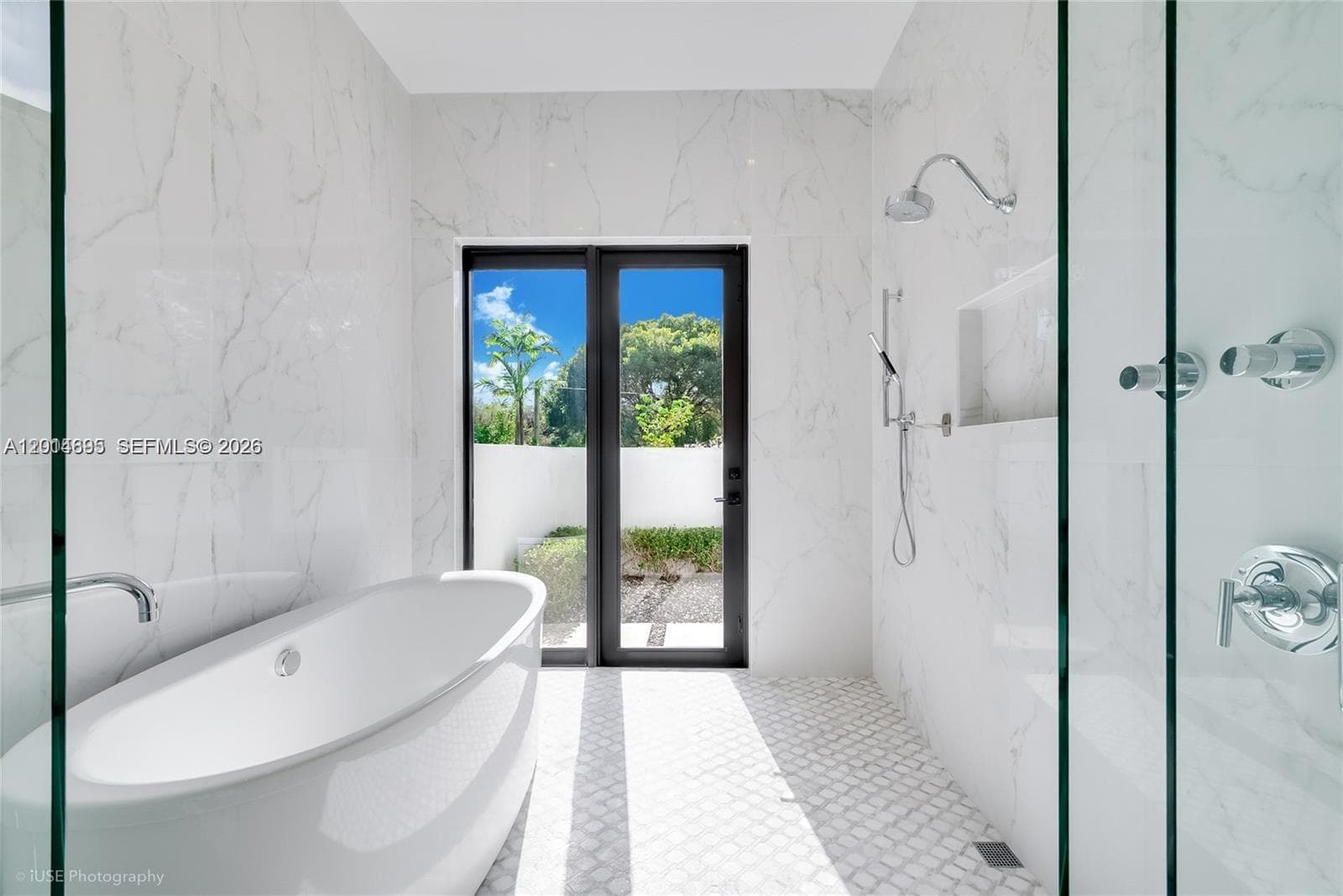 7830 SW 117th St, Pinecrest FL 33156 — 10