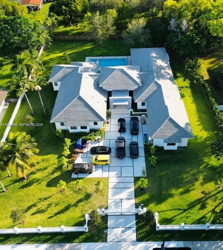 7830 SW 117th St, Pinecrest FL 33156 — 4