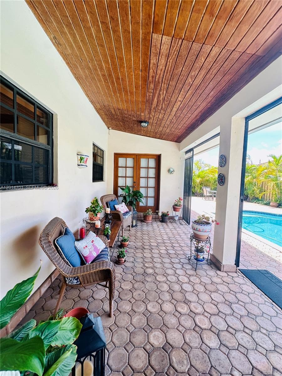 3142 SW 141st Ave, Miami FL 33175 — 21