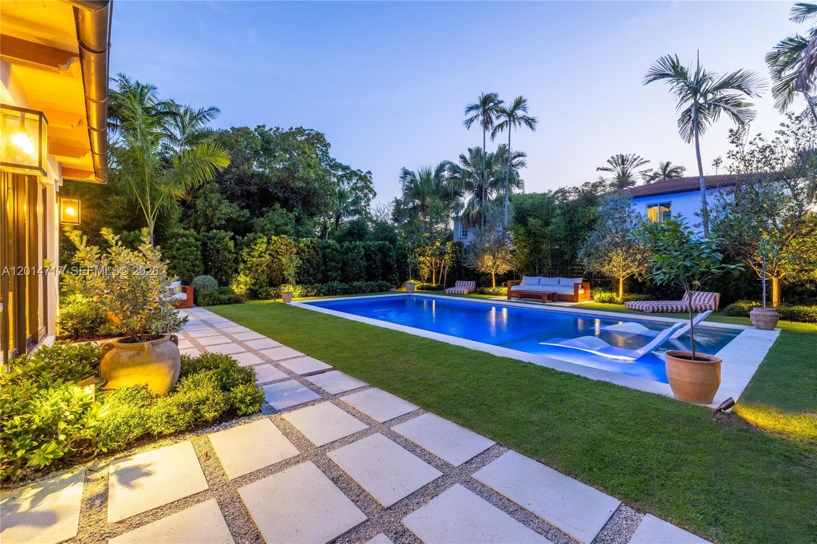 4430 Royal Palm Ave, Miami Beach FL 33140 — 31