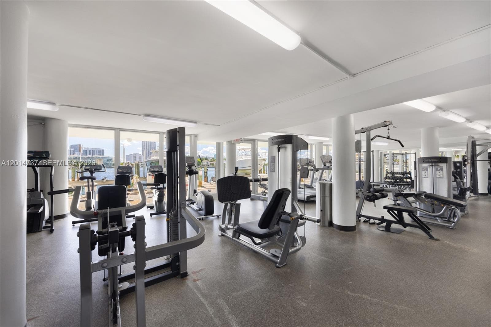 900 Bay Dr, Miami Beach FL 33141 — 26