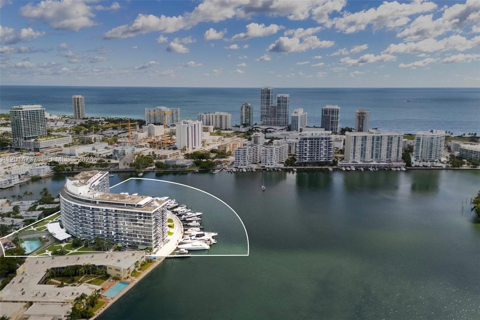 900 Bay Dr, Miami Beach FL 33141 — 37