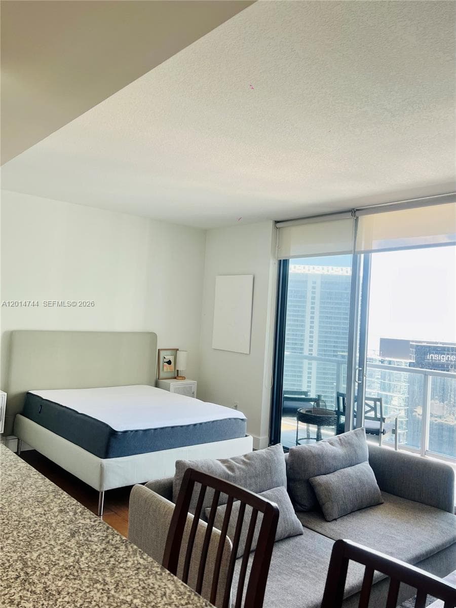 1060 Brickell Ave # 3709, Miami FL 33131 — 14