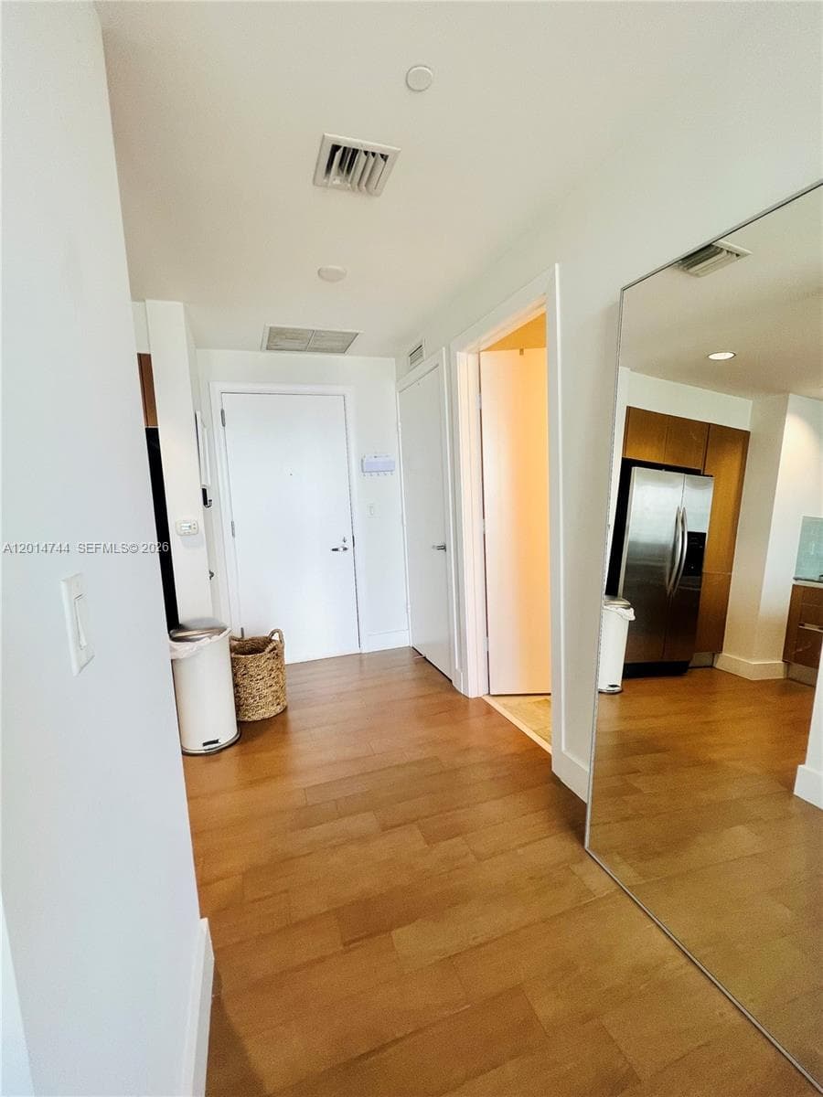 1060 Brickell Ave # 3709, Miami FL 33131 — 4