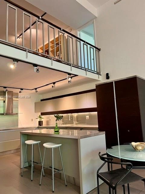 20365 W Country Club Dr, Aventura FL 33180 — 1