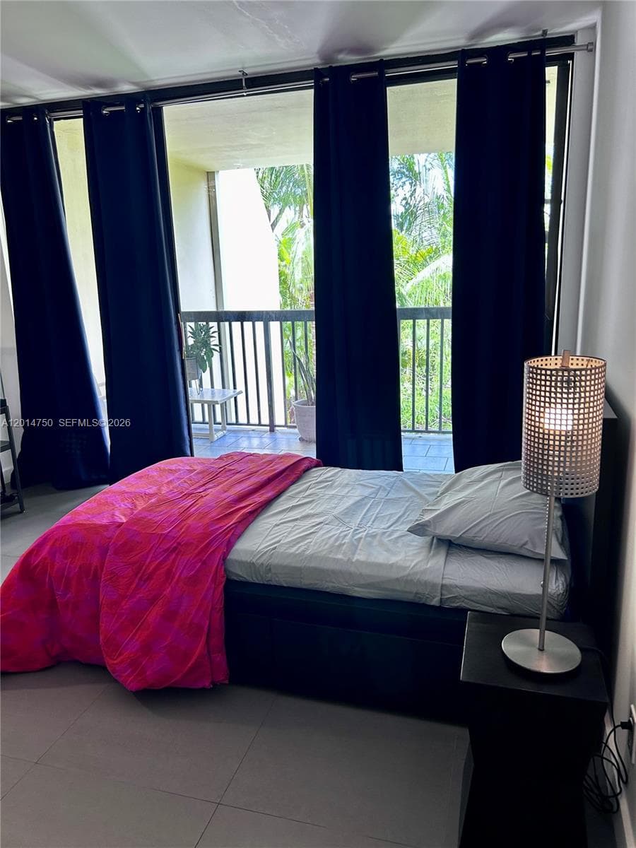 20365 W Country Club Dr, Aventura FL 33180 — 19