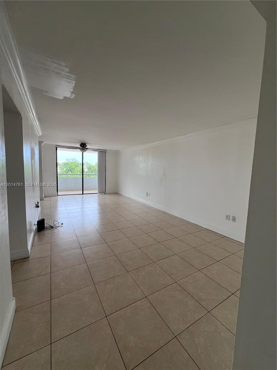 7300 Wayne Ave # 401, Miami Beach FL 33141 — 8