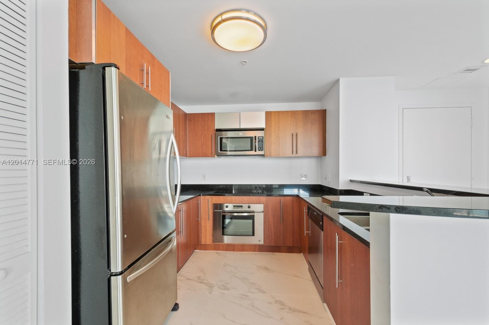300 S Biscayne Blvd # 3010, Miami FL 33131 — 7