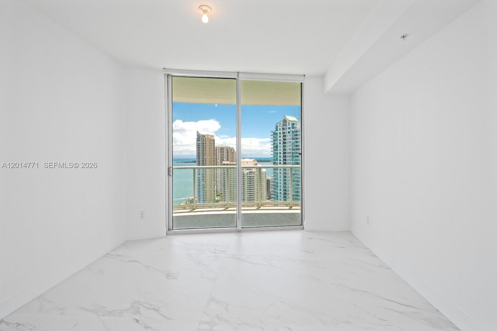 300 S Biscayne Blvd # 3010, Miami FL 33131 — 11