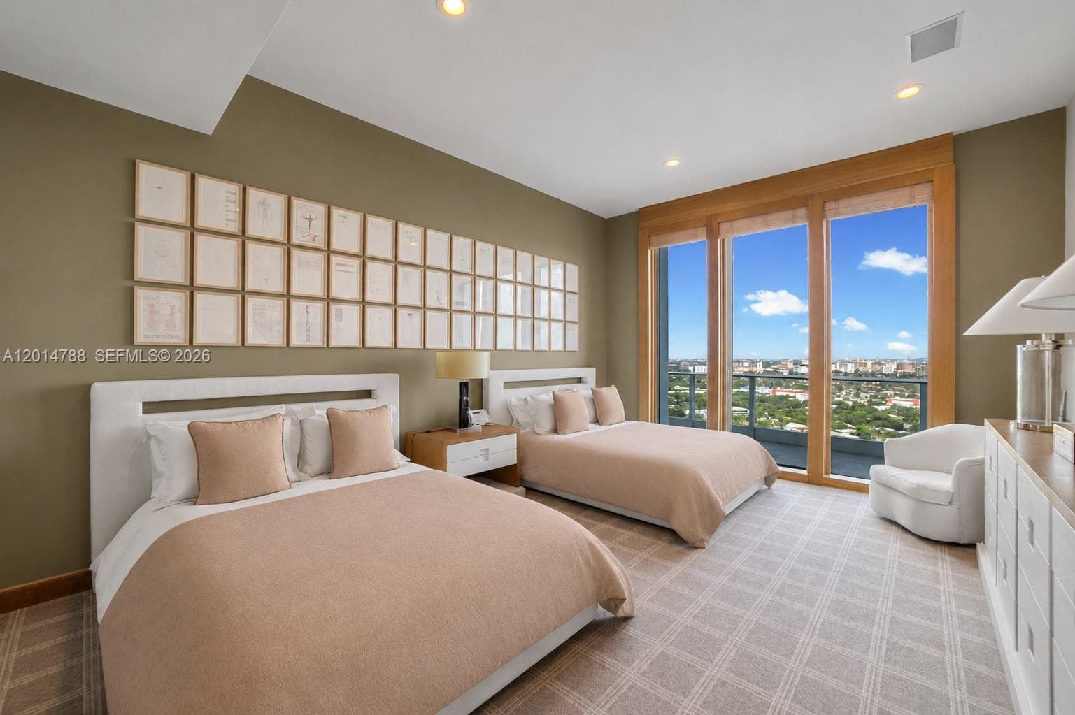 2627 S Bayshore Dr # 3201, Miami FL 33133 — 17