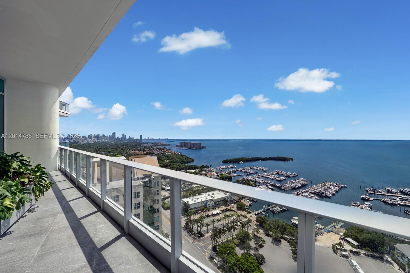 2627 S Bayshore Dr # 3201, Miami FL 33133 — 33
