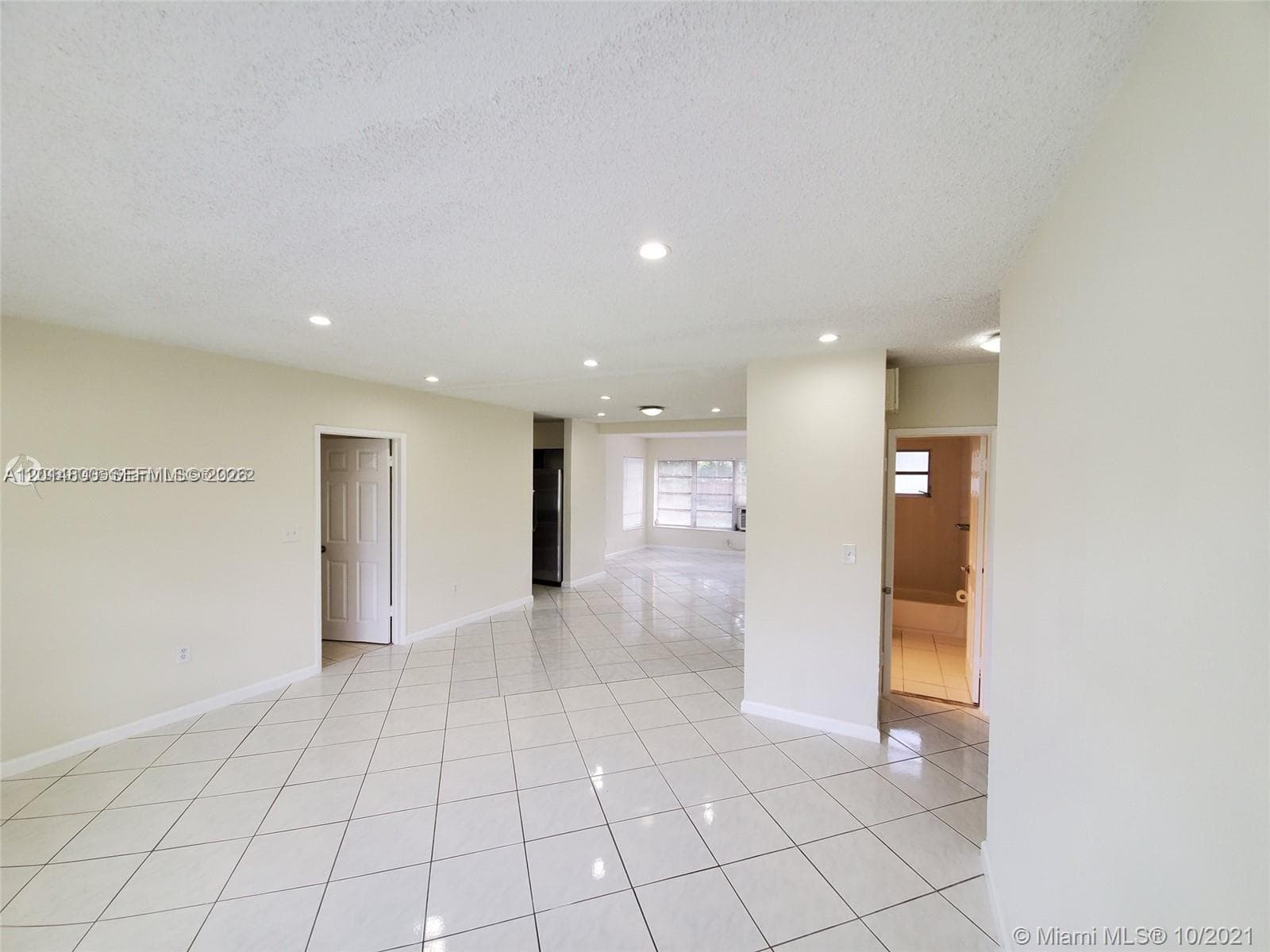 1630 NE 157th, North Miami Beach FL 33162 — 11