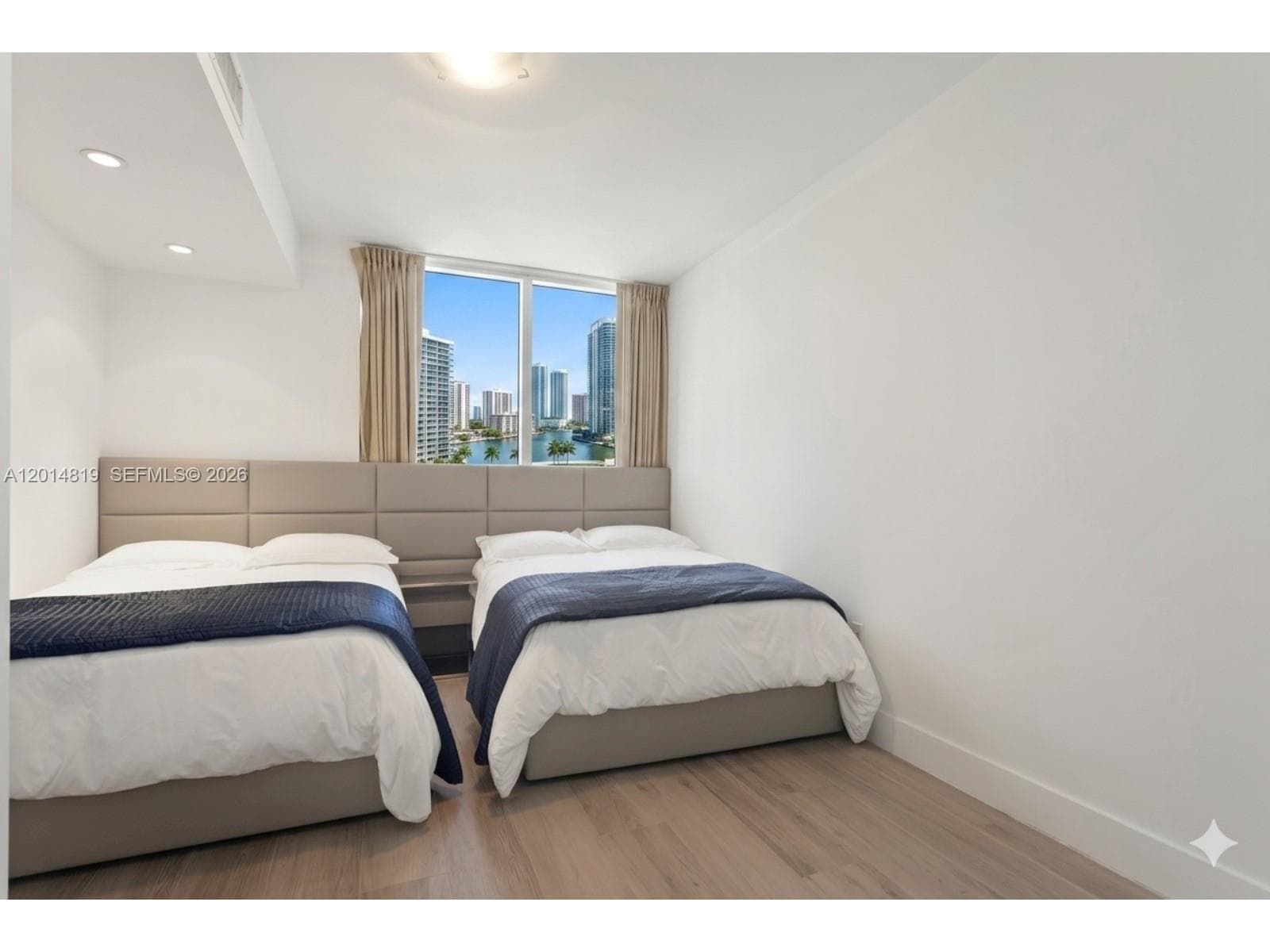 19111 Collins Ave # 1701, Sunny Isles Beach FL 33160 — 10
