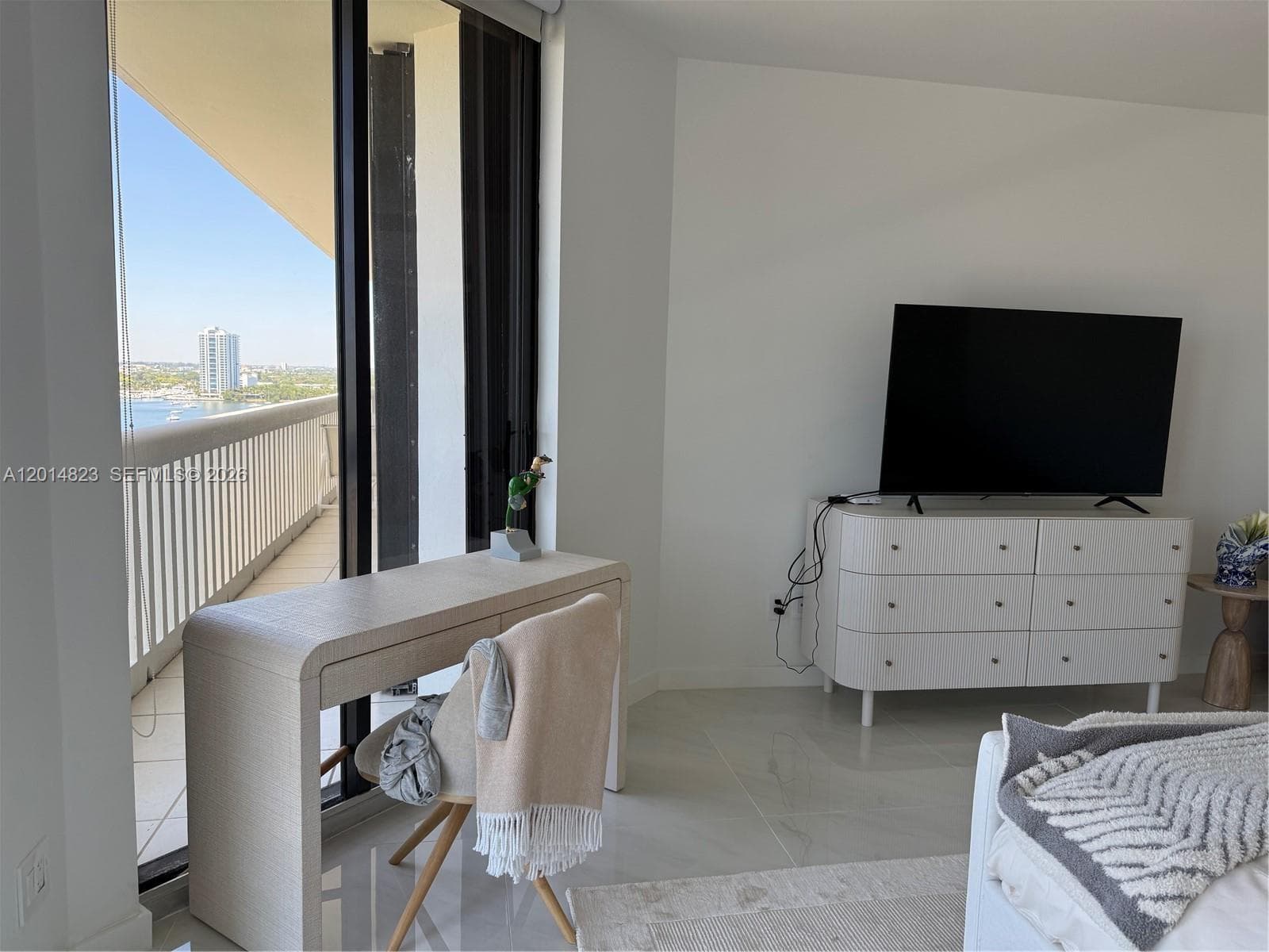 2000 Island Blvd # 1603, Aventura FL 33160 — 16