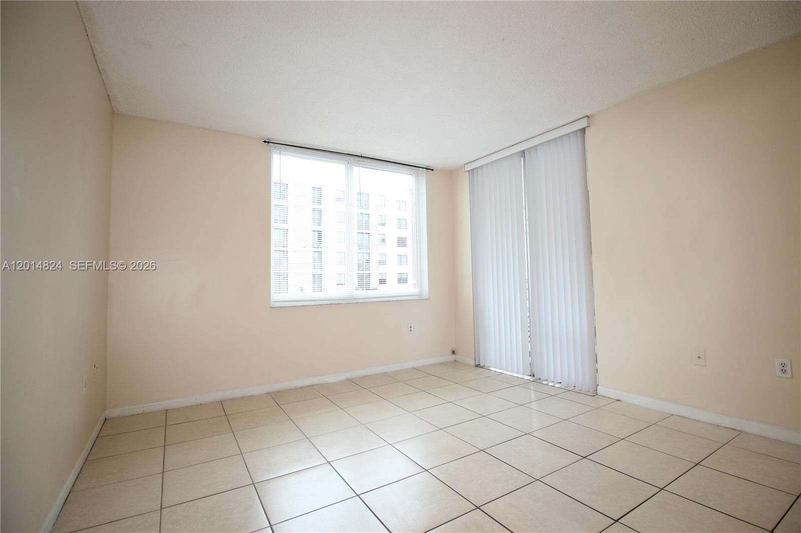 17890 W Dixie Hwy 519 Hwy # 519, North Miami Beach FL 33160 — 16
