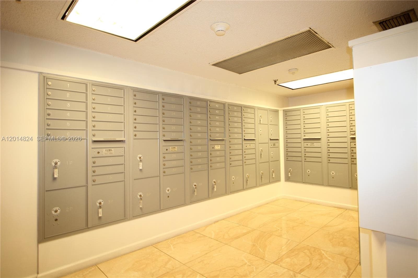 17890 W Dixie Hwy 519 Hwy # 519, North Miami Beach FL 33160 — 28