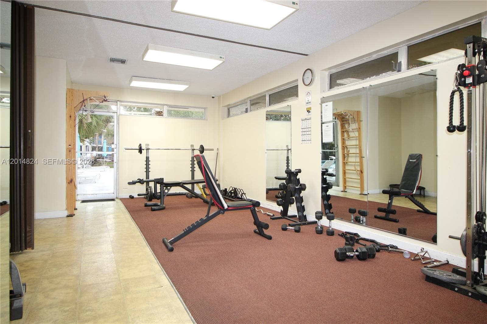 17890 W Dixie Hwy 519 Hwy # 519, North Miami Beach FL 33160 — 30