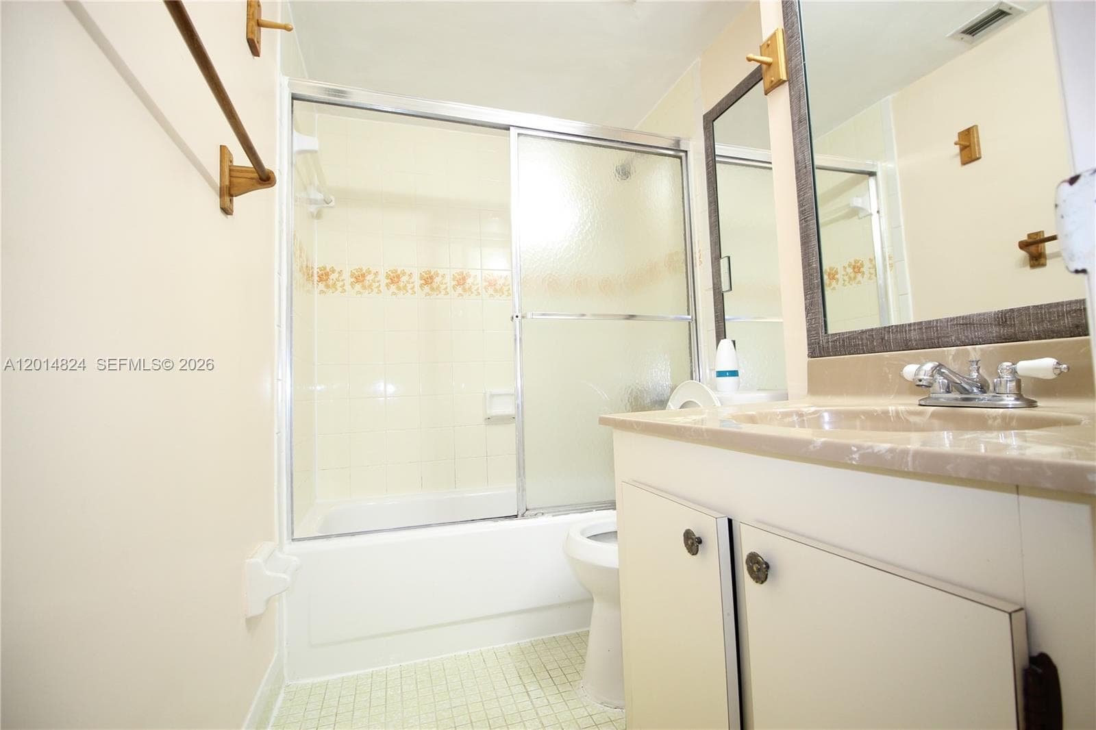 17890 W Dixie Hwy 519 Hwy # 519, North Miami Beach FL 33160 — 19