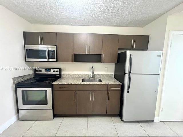 685 NE 85th St # 6, Miami FL 33138 — 1