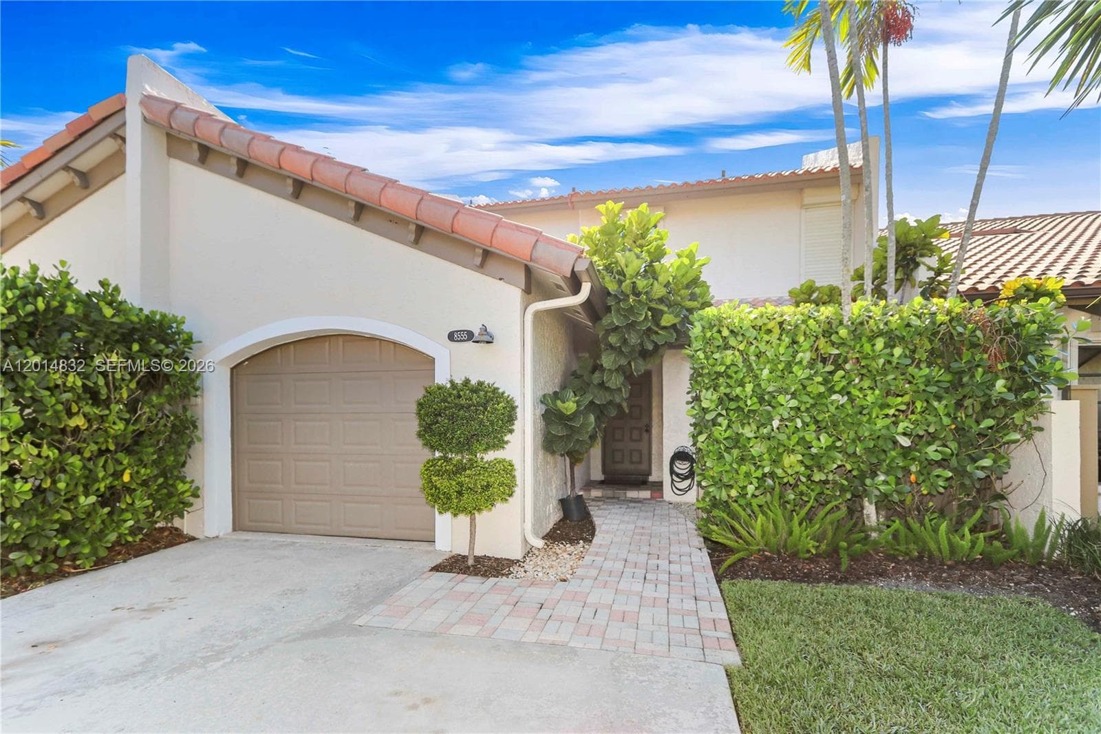 8555 SW 114th Ct, Miami FL 33173 — 1