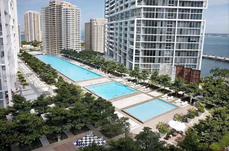 495 Brickell Ave # 4809, Miami FL 33131 — 10