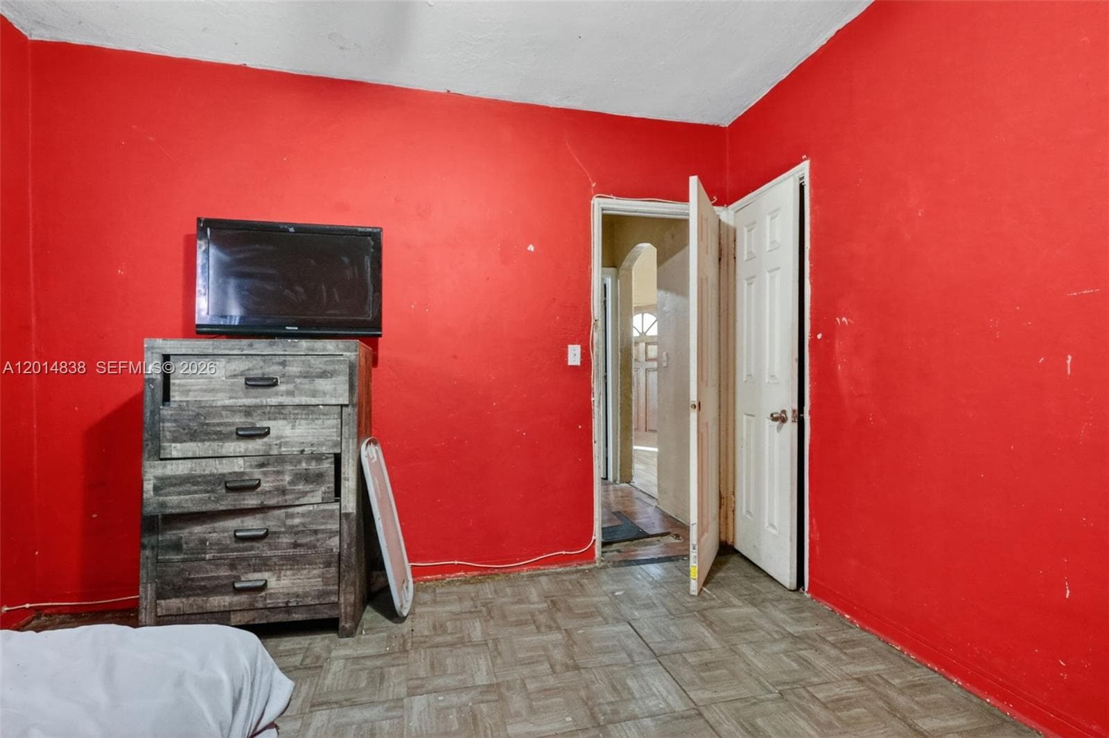 1211 NW 37th St, Miami FL 33142 — 16