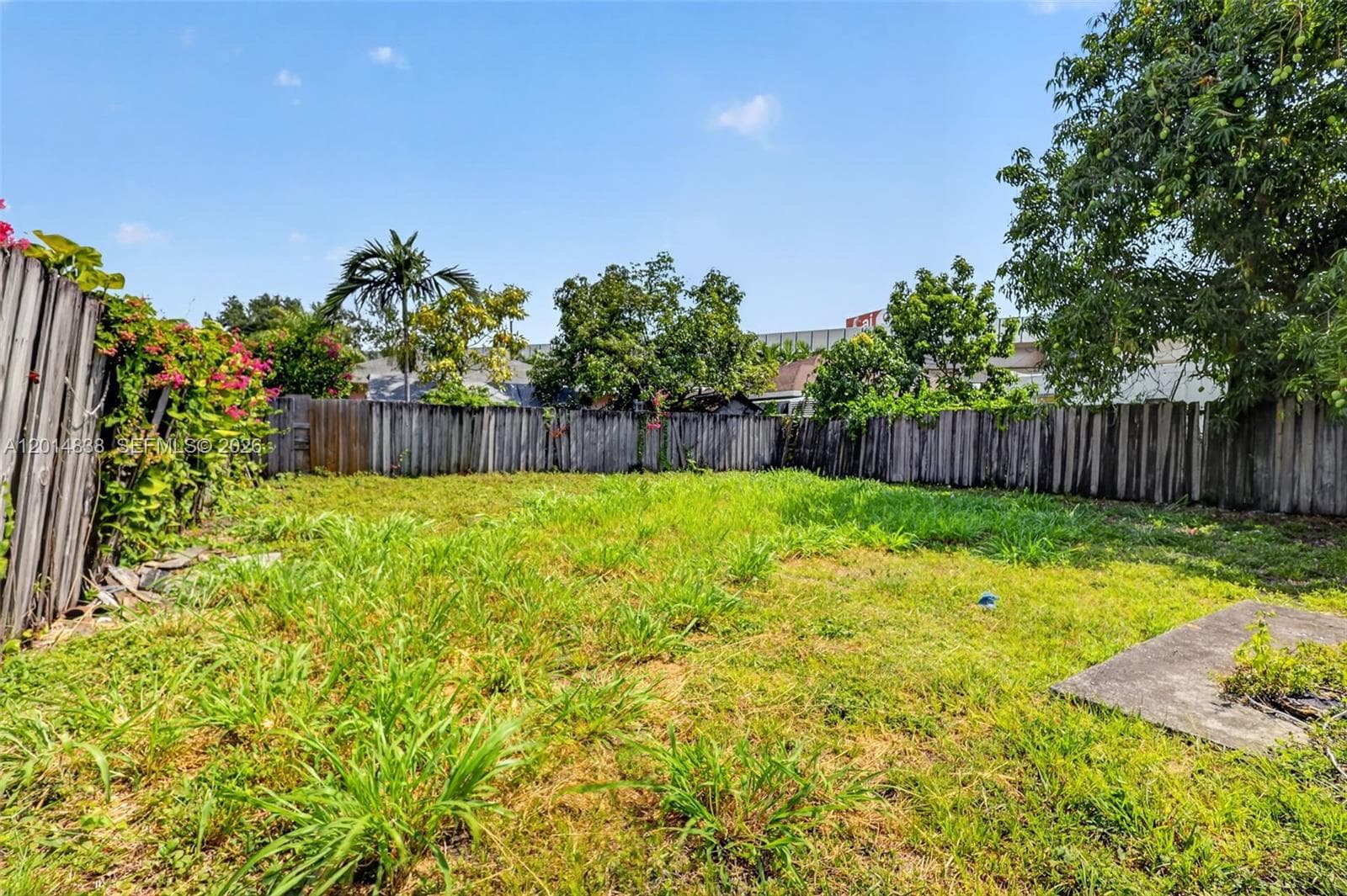 1211 NW 37th St, Miami FL 33142 — 18