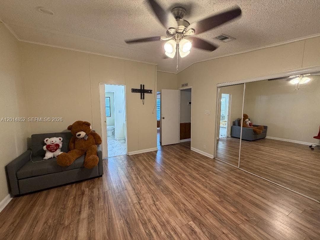 19800 SW 180th Ave unit 105, Miami FL 33187 — 14