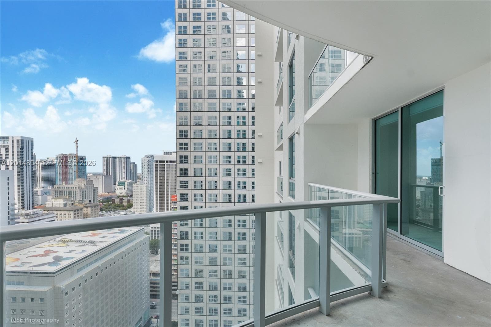 300 S Biscayne Blvd # 2807, Miami FL 33131 — 2