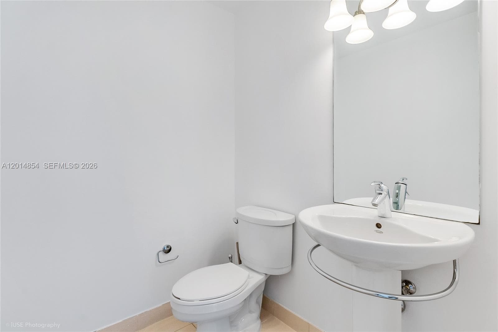 300 S Biscayne Blvd # 2807, Miami FL 33131 — 12