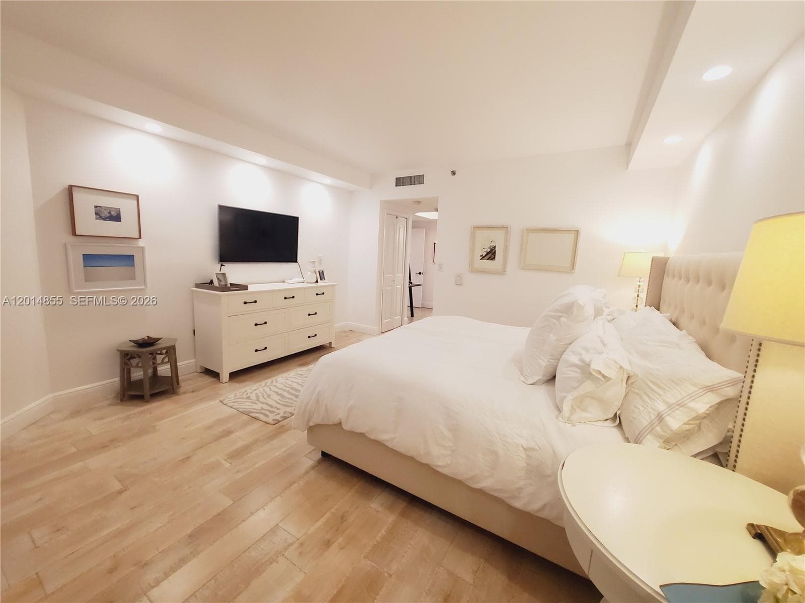 2000 Island Blvd # 2703, Aventura FL 33160 — 13
