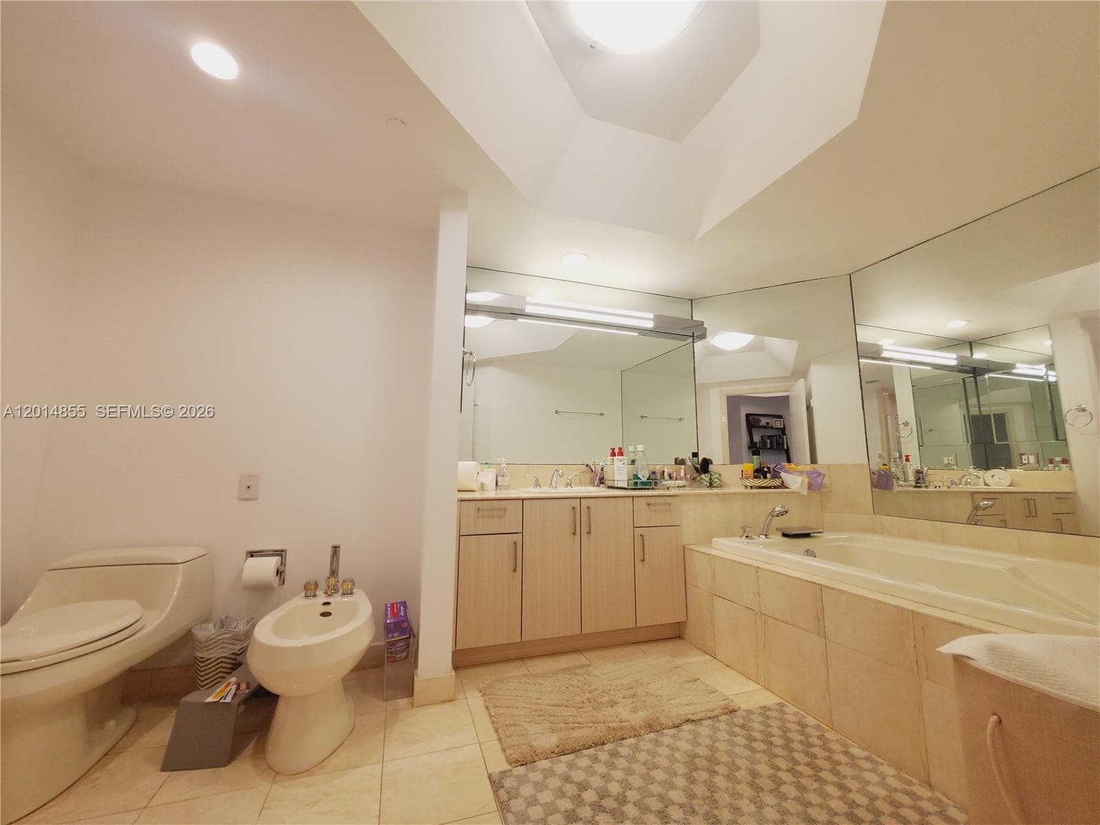 2000 Island Blvd # 2703, Aventura FL 33160 — 16