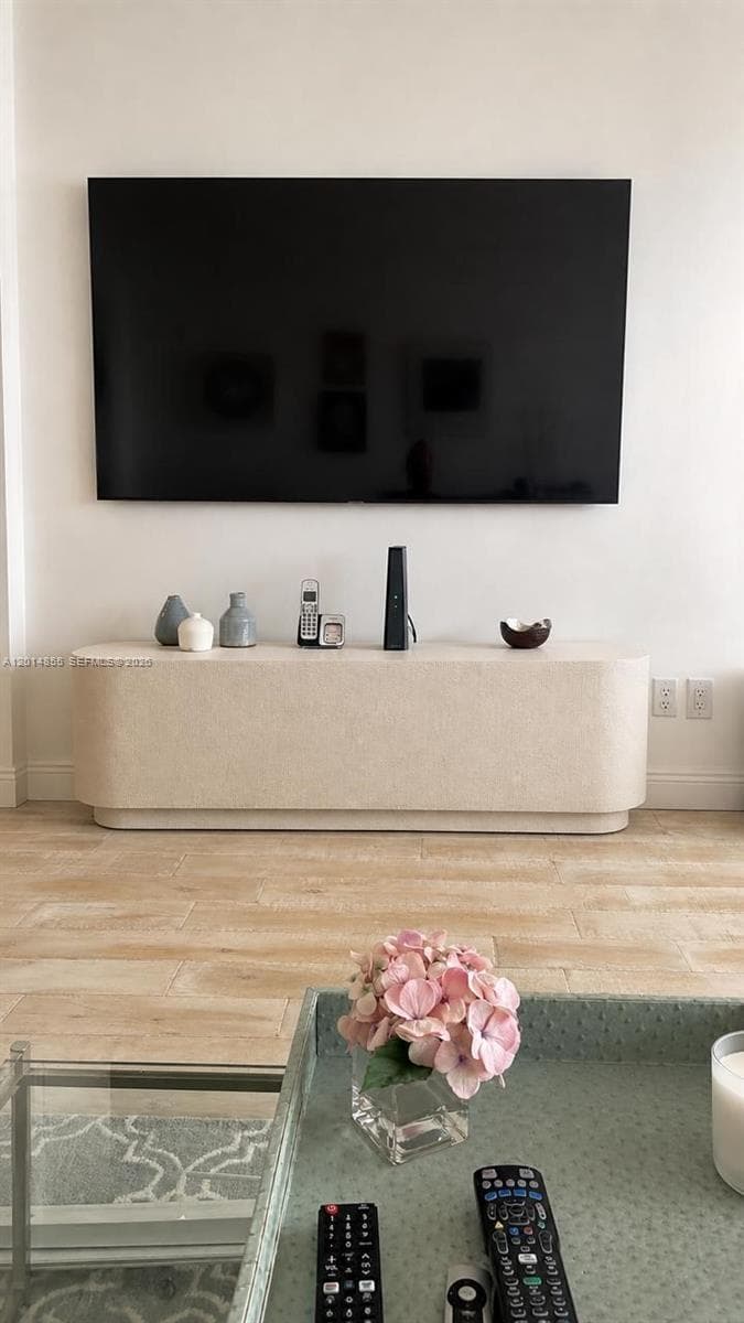 2000 Island Blvd # 2703, Aventura FL 33160 — 5