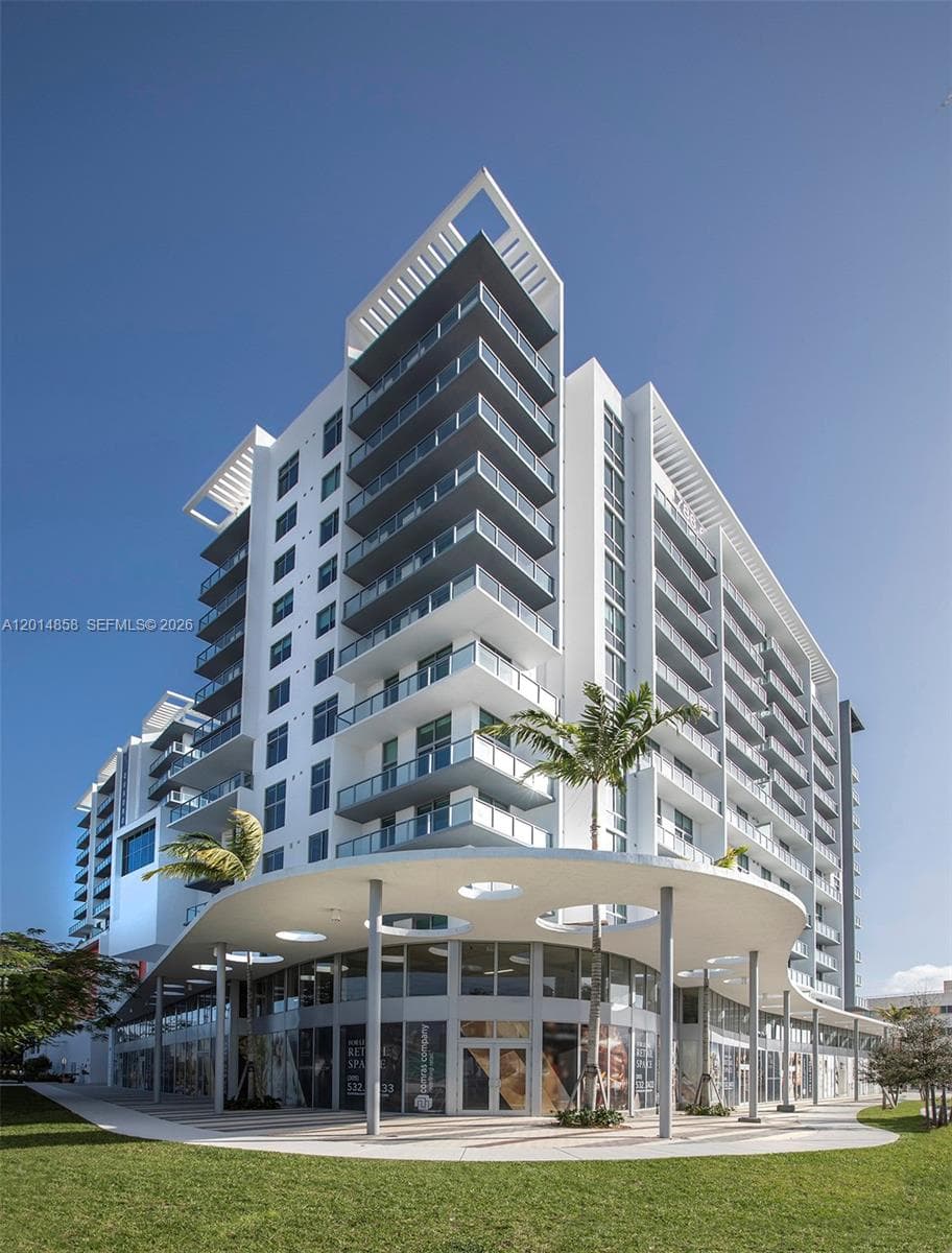 3900 Biscayne Blvd, Miami FL 33137 — 46