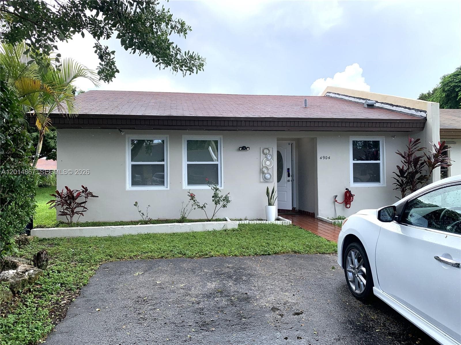 4904 SW 139th Ct, Miami FL 33175 — 1
