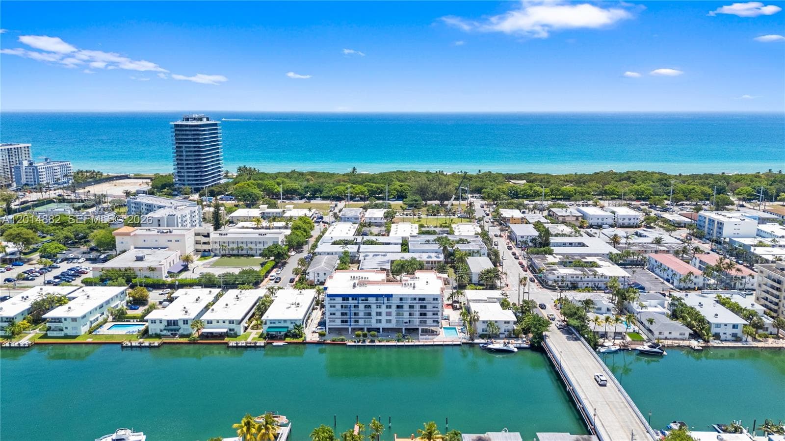 8530 Byron Ave # 302, Miami Beach FL 33141 — 45