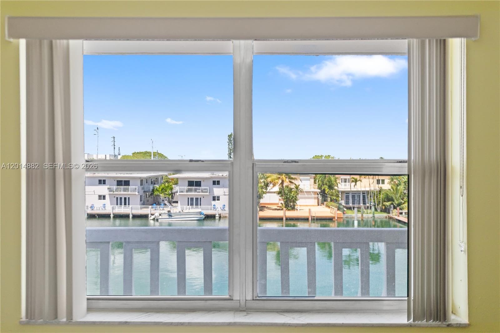 8530 Byron Ave # 302, Miami Beach FL 33141 — 39
