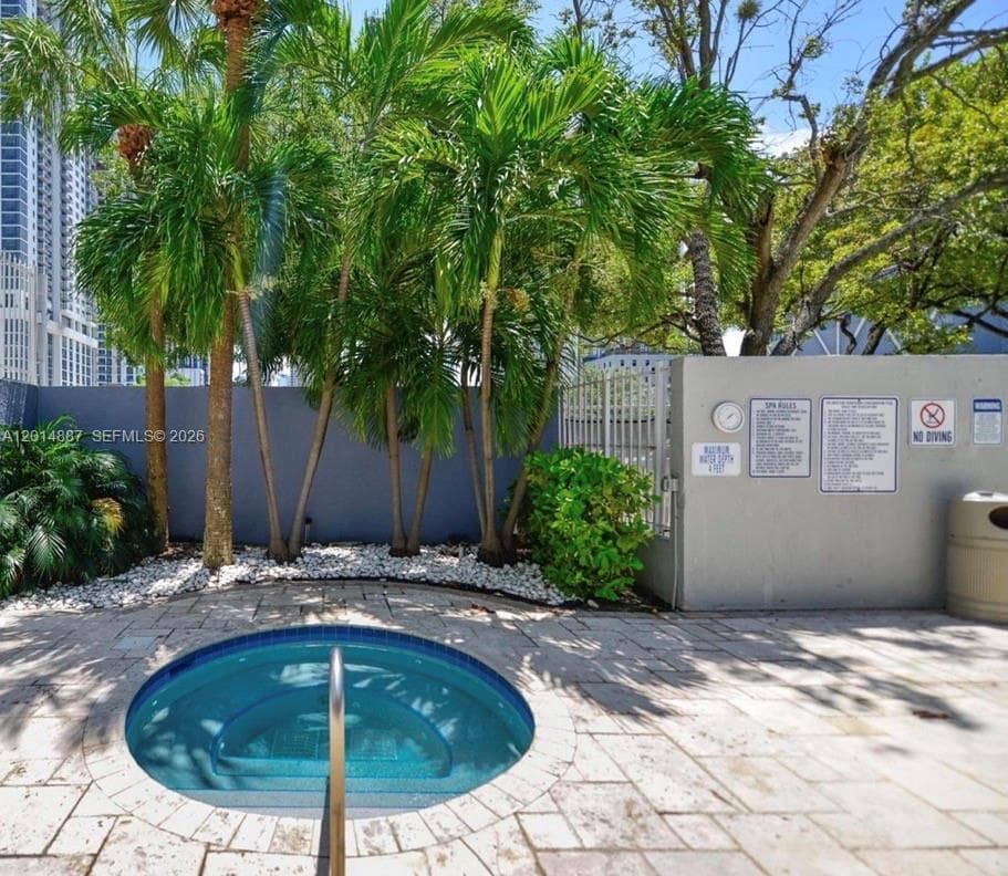 800 N MIAMI AVE # 1210, Miami FL 33136 — 23