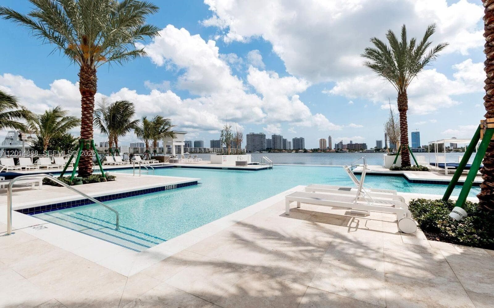 17111 Biscayne Blvd, North Miami Beach FL 33160 — 20