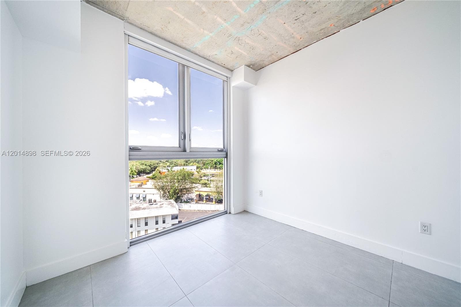 13800 Highland Dr, North Miami Beach FL 33181 — 13